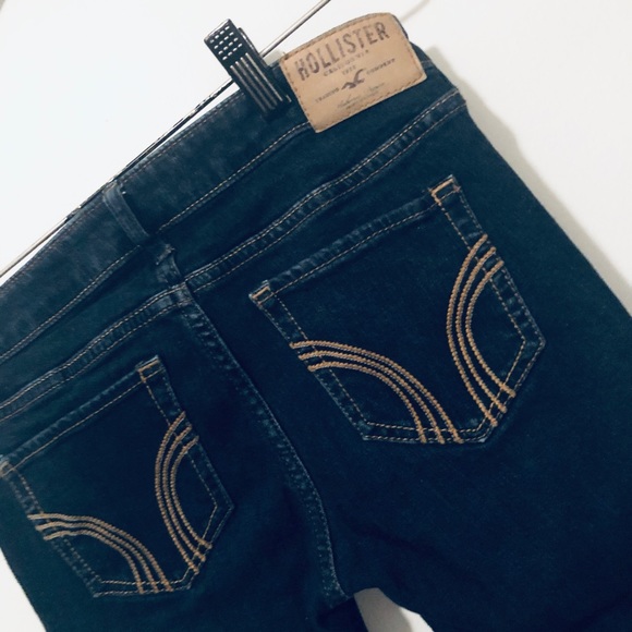 ❤️ Hollister Dark Wash Denim - Picture 6 of 6